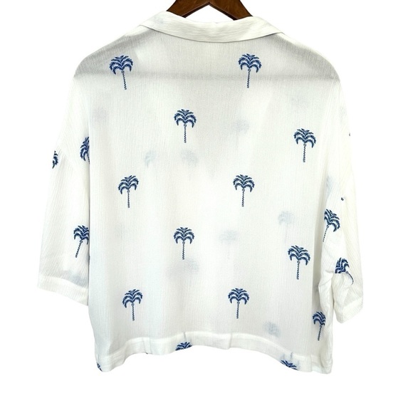 H&M  button down shirt, cropped & oversized, with dolman cut 3/4 sleeves - Picture 8 of 10